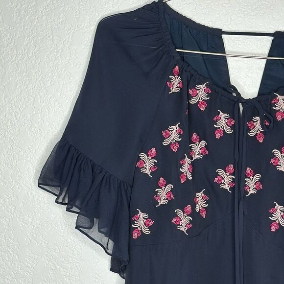 NWT Cinq A Sept Daria Split Neck Silk Blouse Navy Blue Small - Picture 4 of 12